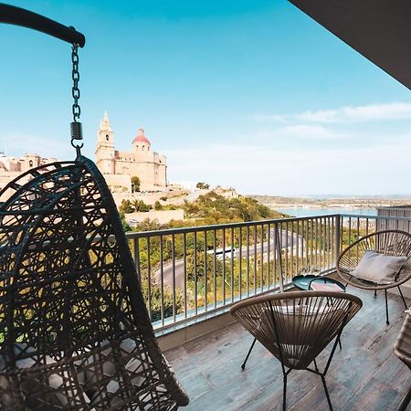 A Holiday Home In Mellieha With Gorgeous Views Exterior photo